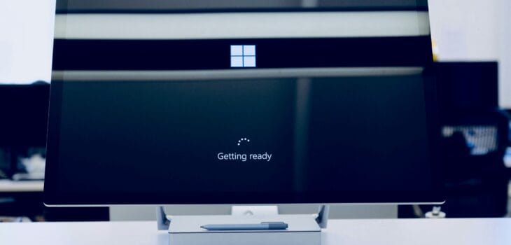 flat-screen-computer-monitor-turned-on